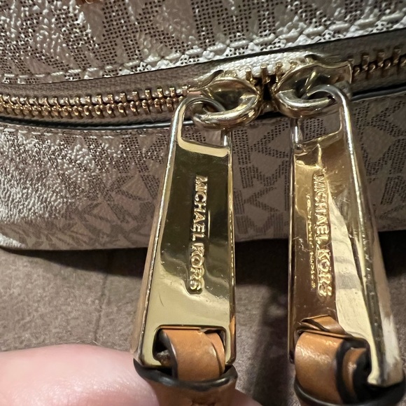 AUTHENTIC MICHAEL KORS Rhea Medium Logo Backpack main image 11